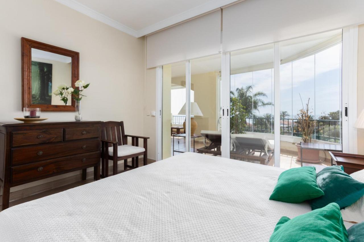 Homeforguest Front Line Beach Apartment In Hacienda Playa Марбеля Екстериор снимка